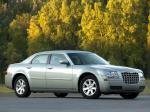 Chrysler 300C 2004 года